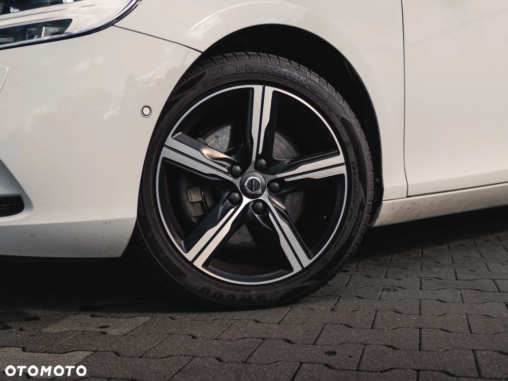 Volvo V40 D3 Drive-E Inscription - 37