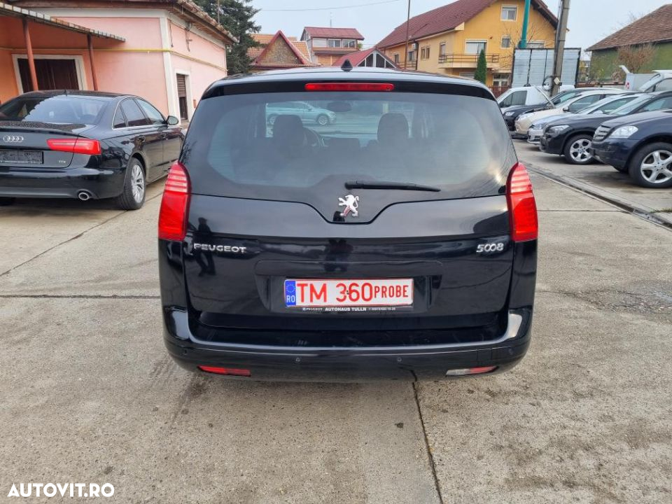 Peugeot 5008 HDI FAP 110 Allure - 17