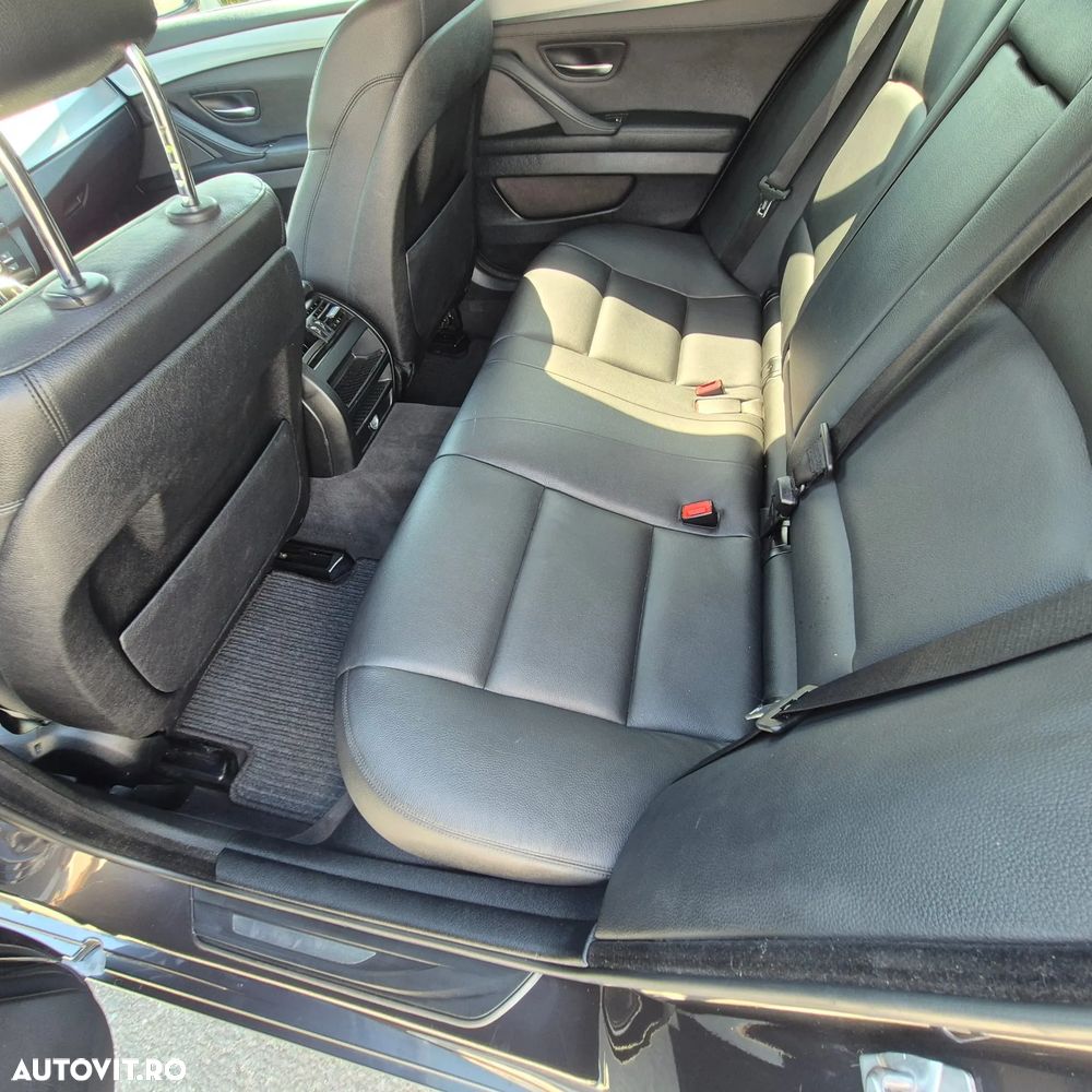 BMW Seria 5 520d xDrive Aut. - 12