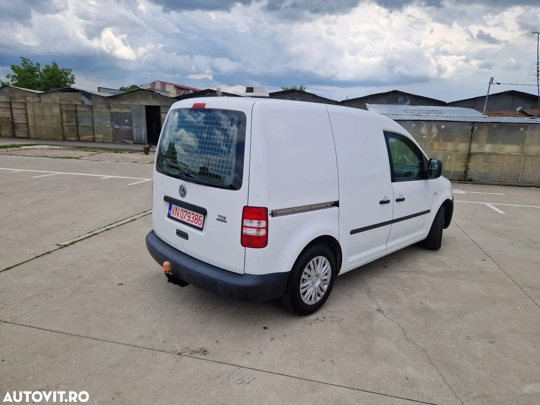 Volkswagen Caddy 1.6 TDI (5-Si.) BlueMotion - 4