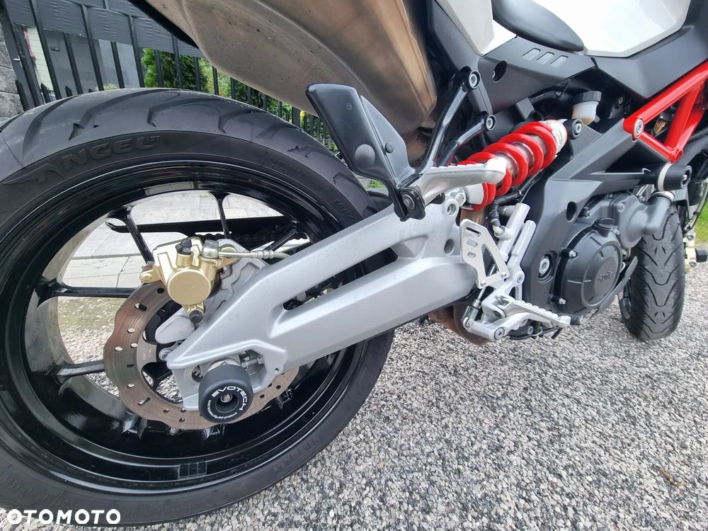 Aprilia Shiver - 16