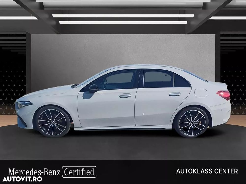 Mercedes-Benz A 200 Sedan MHEV 7G-DCT - 4