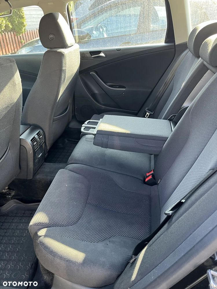 Volkswagen Passat 2.0 TDI DPF Comfortline - 4