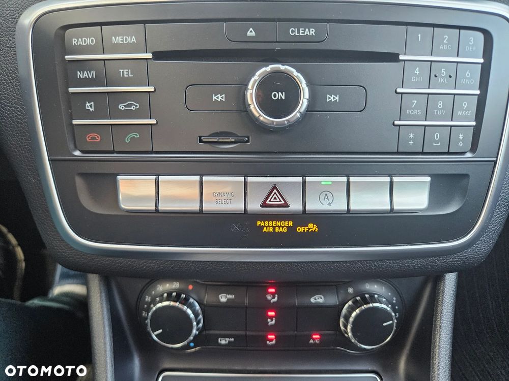 Mercedes-Benz CLA 180 d 7G-DCT AMG Line - 3