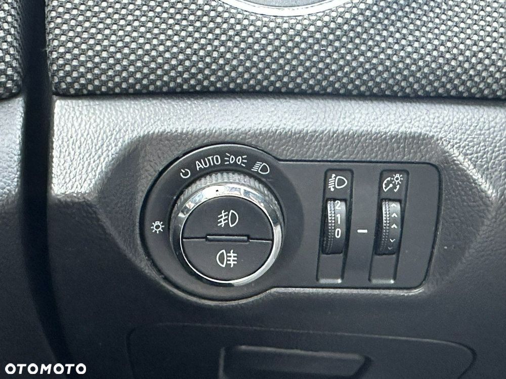 Chevrolet Cruze 2.0 D LT - 14