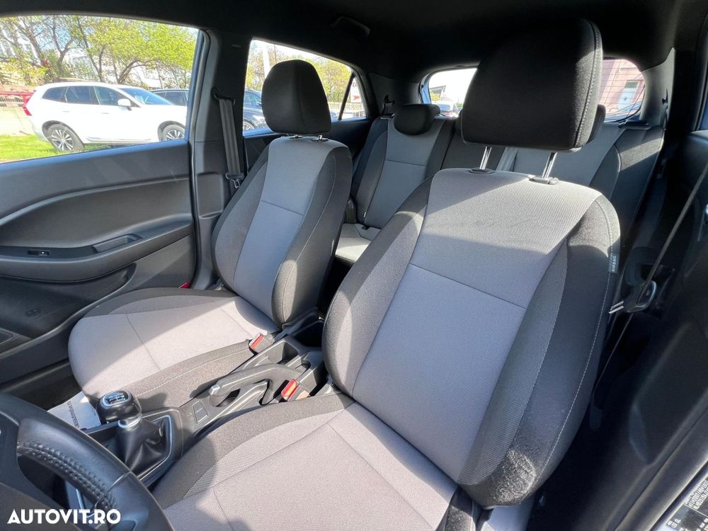 Hyundai i20 1.25 M/T Black Line - 12