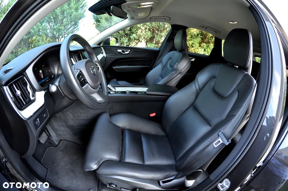 Volvo XC 60 B4 D AWD Geartronic Inscription - 23
