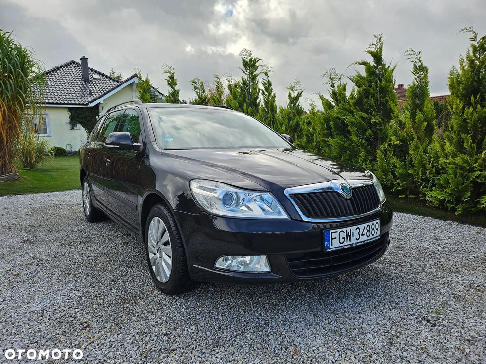 Skoda Octavia Combi 2.0 TDI Elegance - 1