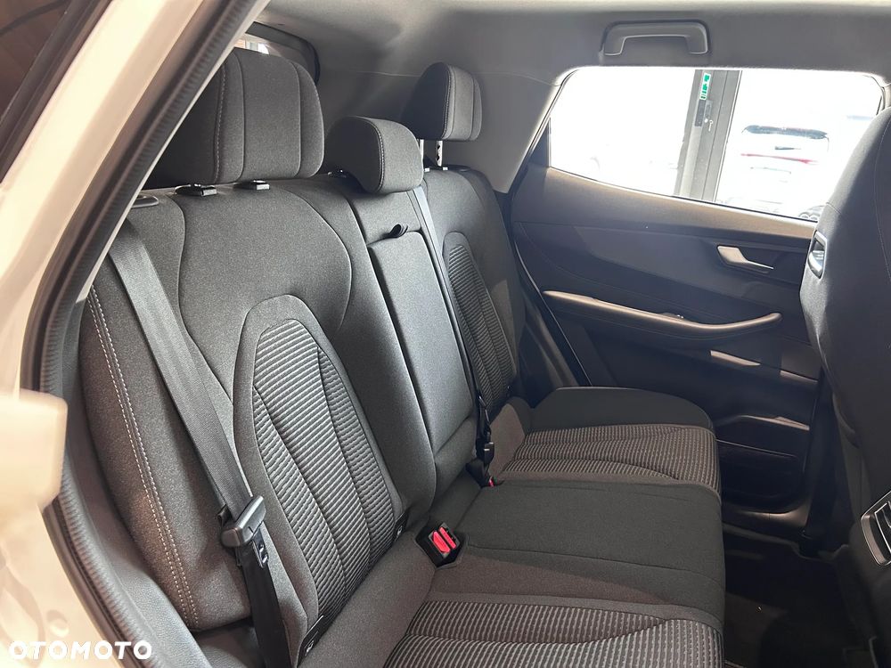 Chery Tiggo 4 1.5 GDI HEV Essential DHT - 13