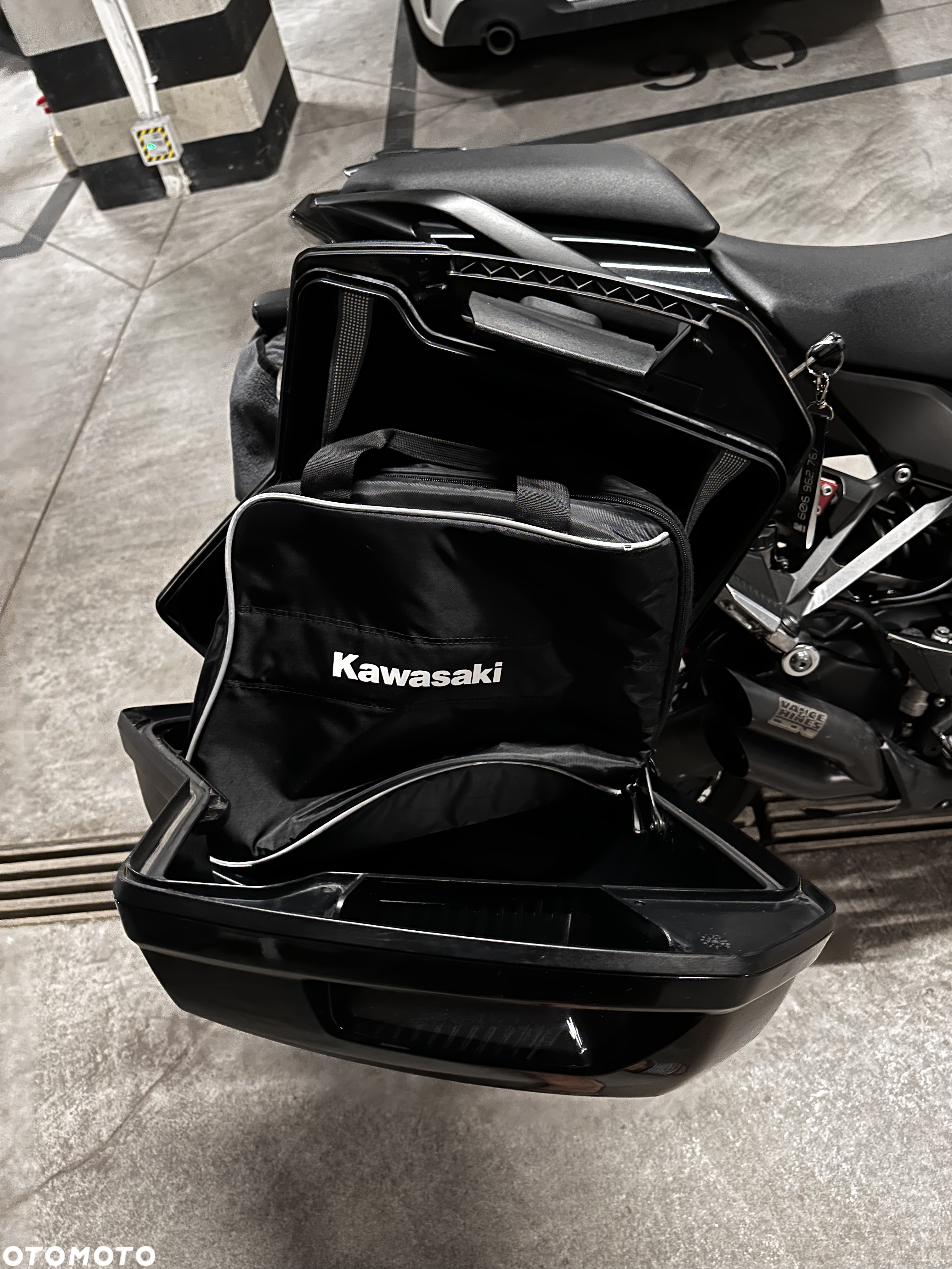 Kawasaki Ninja 1000 SX - 10