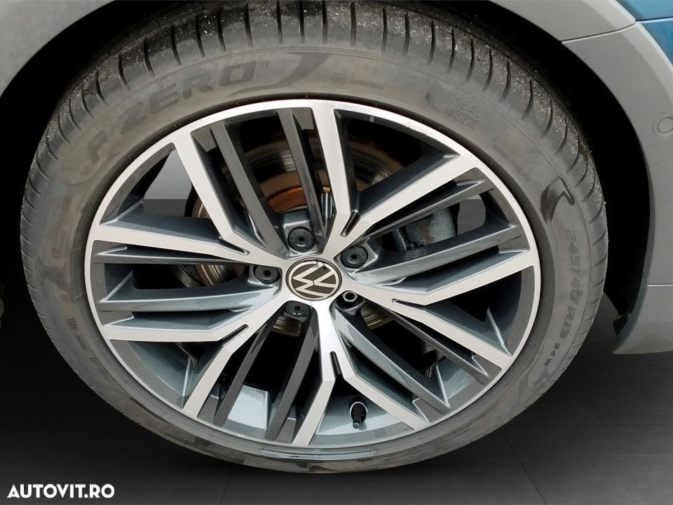 Volkswagen Passat Alltrack 2.0 TDI SCR DSG 4Motion - 25
