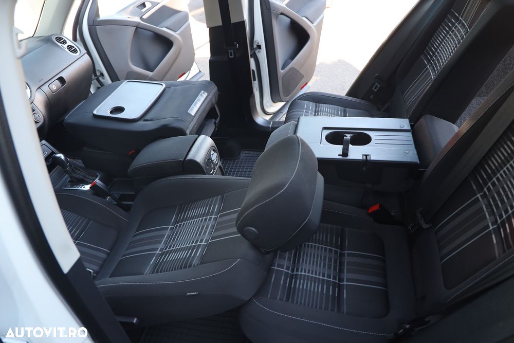 Volkswagen Tiguan 2.0 TDI SCR 4MOTION BlueMotion Technology DSG Lounge Track & Style - 10