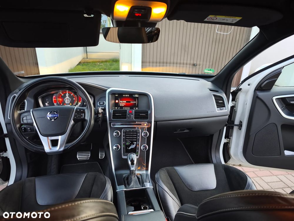 Volvo XC 60 D4 Geartronic Summum - 22