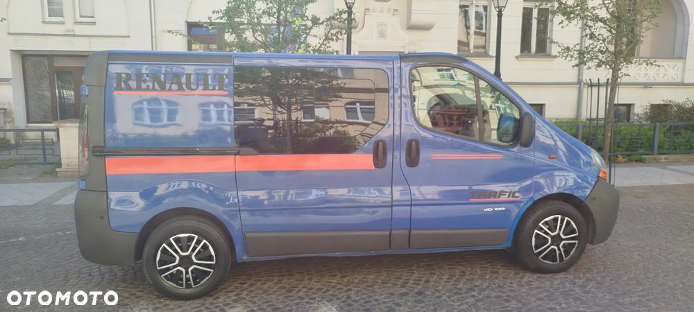 Renault Trafic - 13