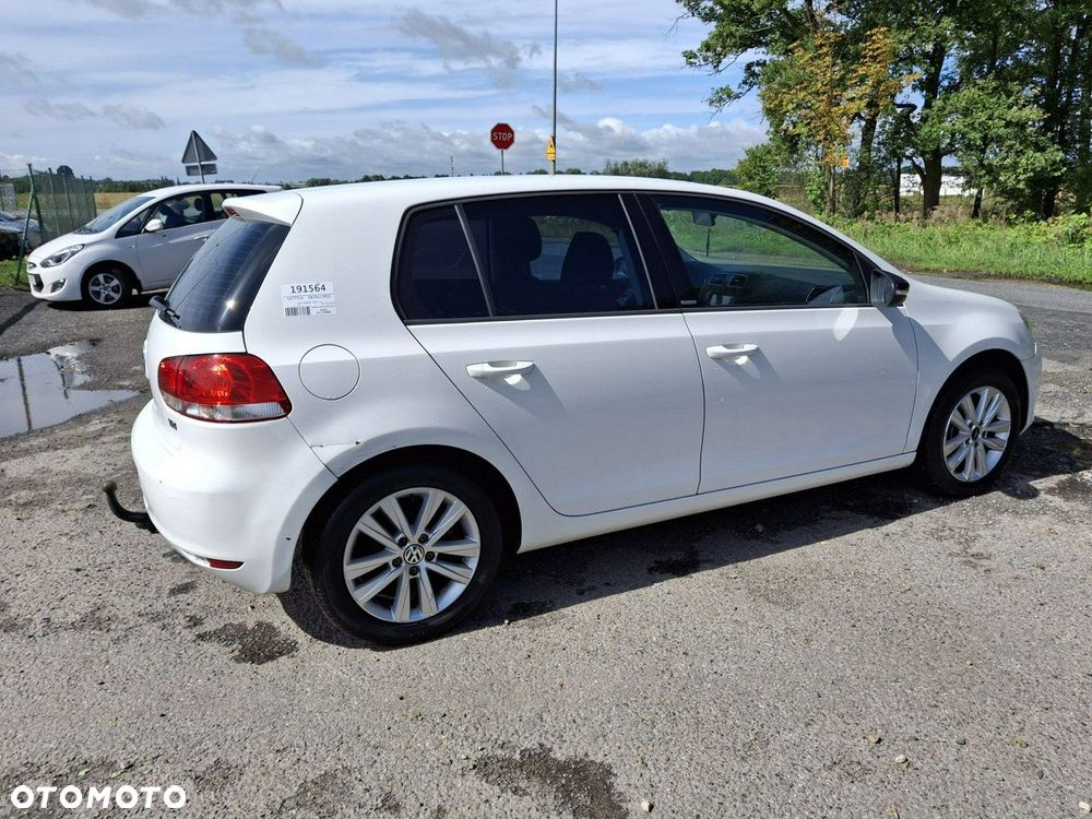 Volkswagen Golf - 27