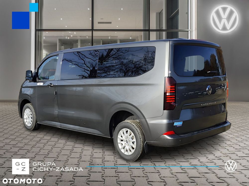 Volkswagen Caravelle - 3