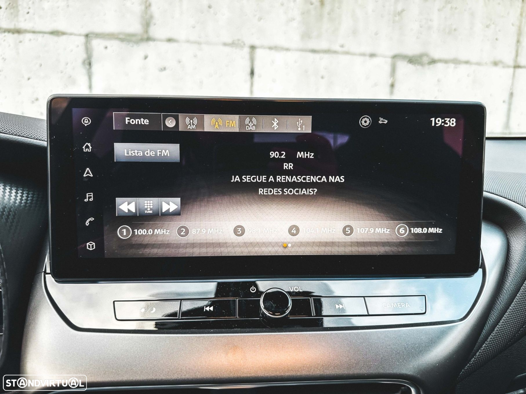 Nissan Juke 1.0 DIG-T N-Connecta NAV. DCT - 23