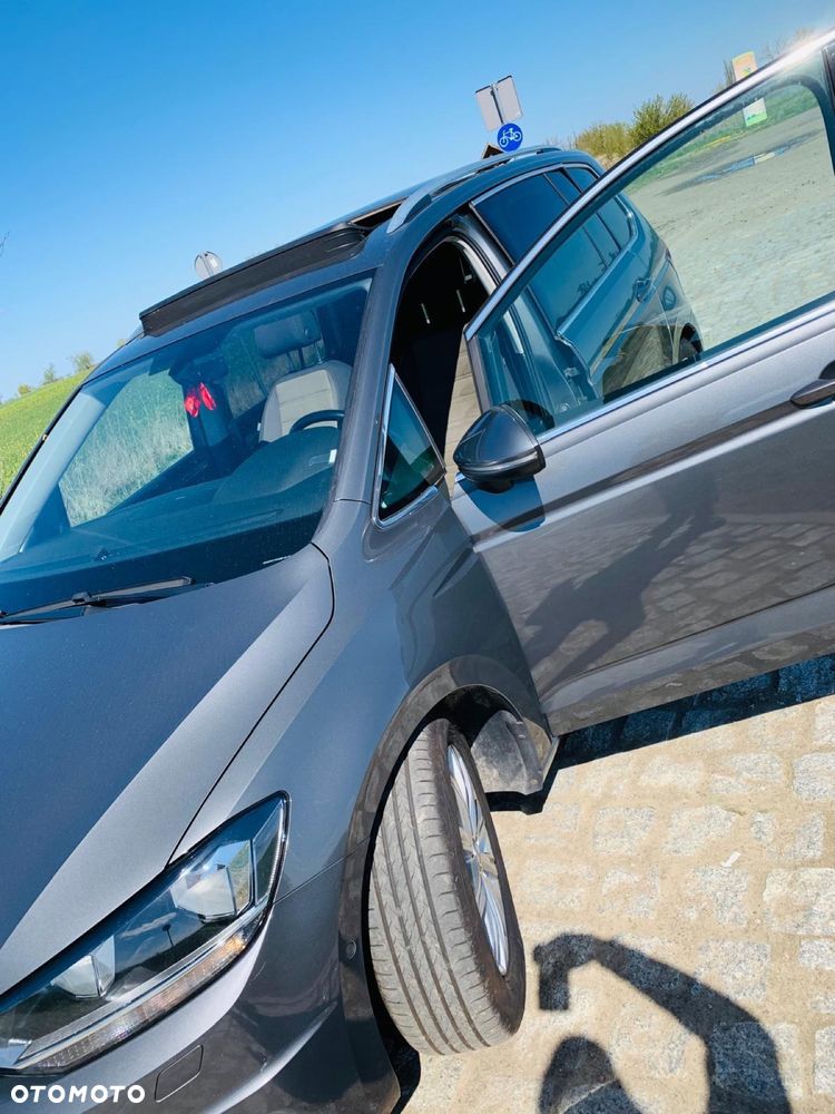 Volkswagen Touran - 6