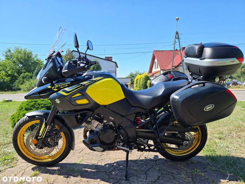 Suzuki V-STROM - 4
