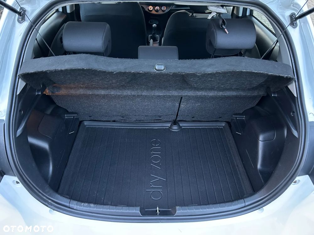 Toyota Yaris 1.0 Active - 10