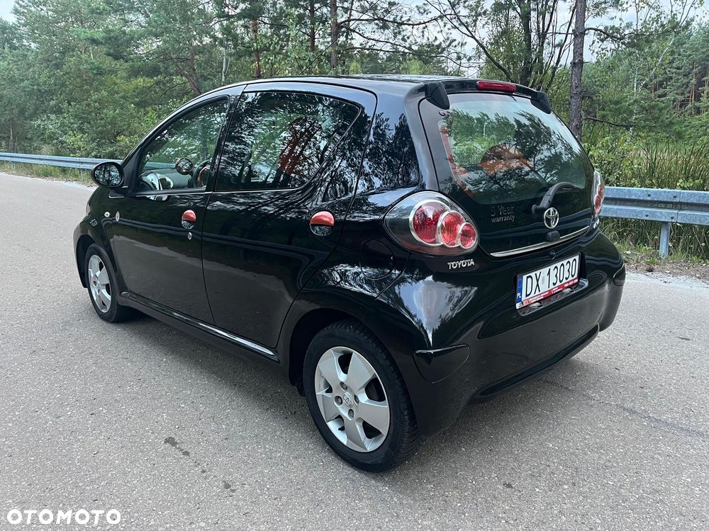 Toyota Aygo Connect - 6