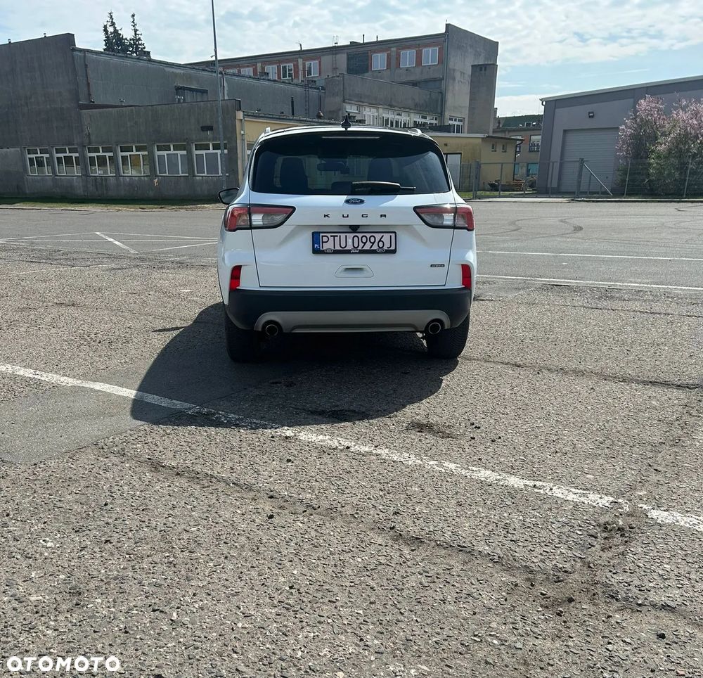 Ford Kuga 2.5P PHEV FWD Titanium - 4