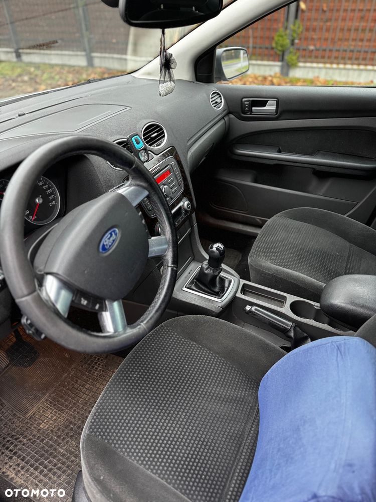 Ford Focus TDCi Ghia - 8