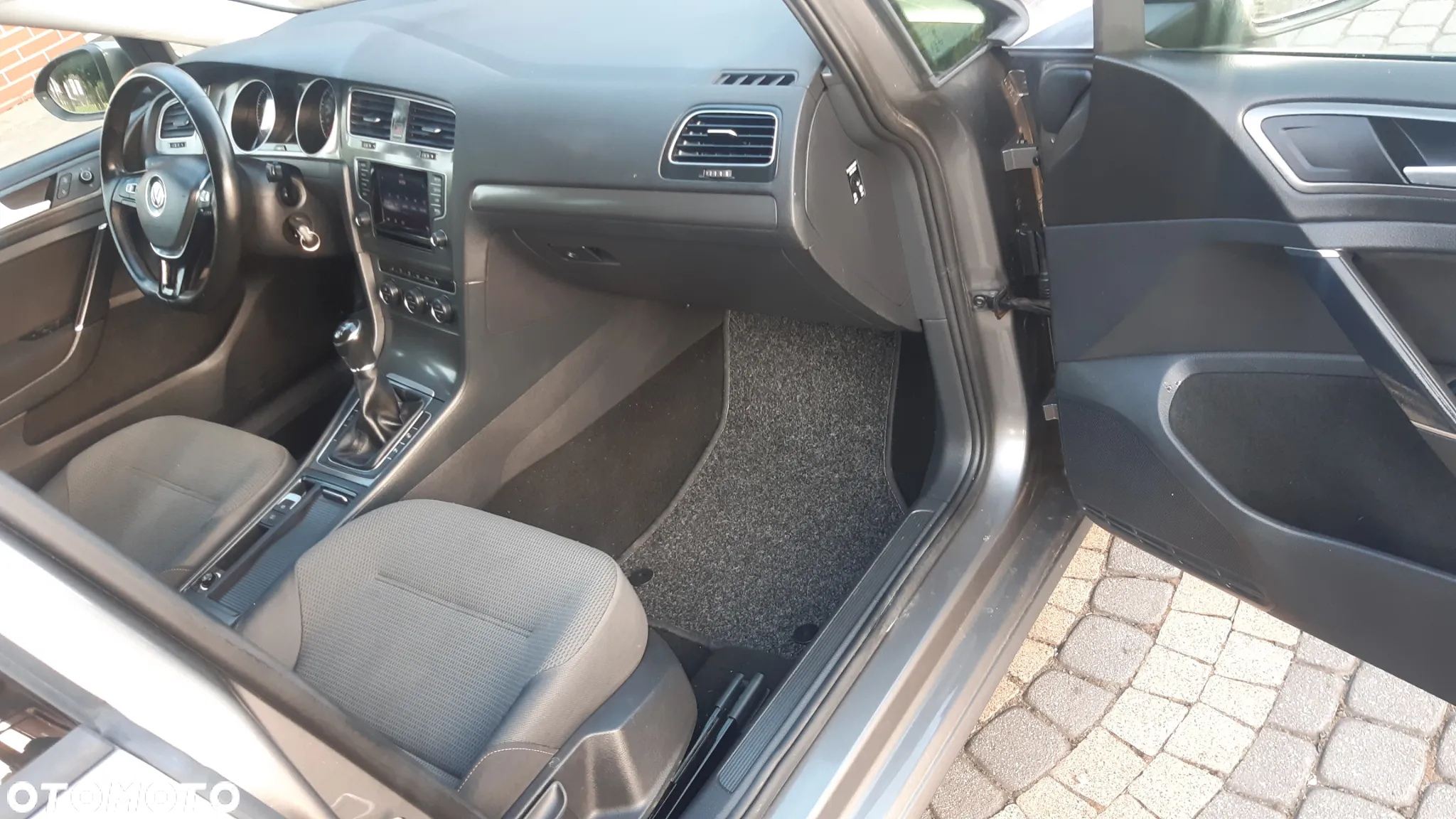 Volkswagen Golf 1.4 TSI BlueMotion Technology Comfortline - 11