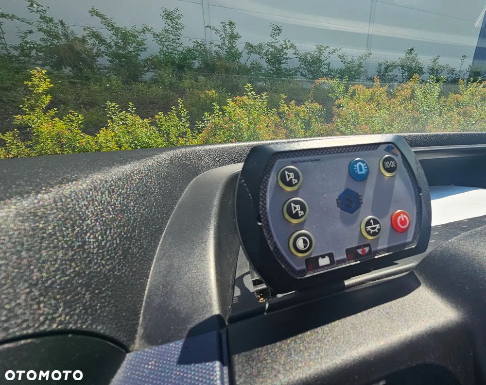 Renault TRAFIC KARETKA/AMBULANS - 18