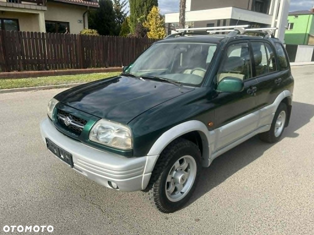 Suzuki Grand Vitara 2.5 V6 - 6