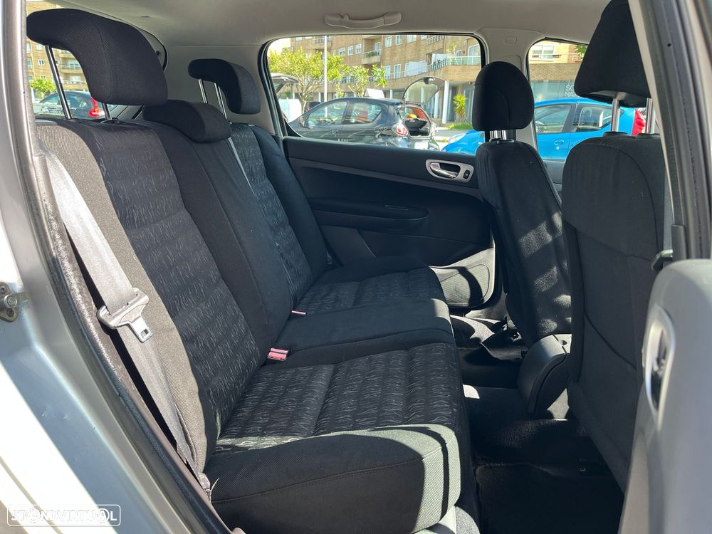 Peugeot 307 1.4 XR - 10