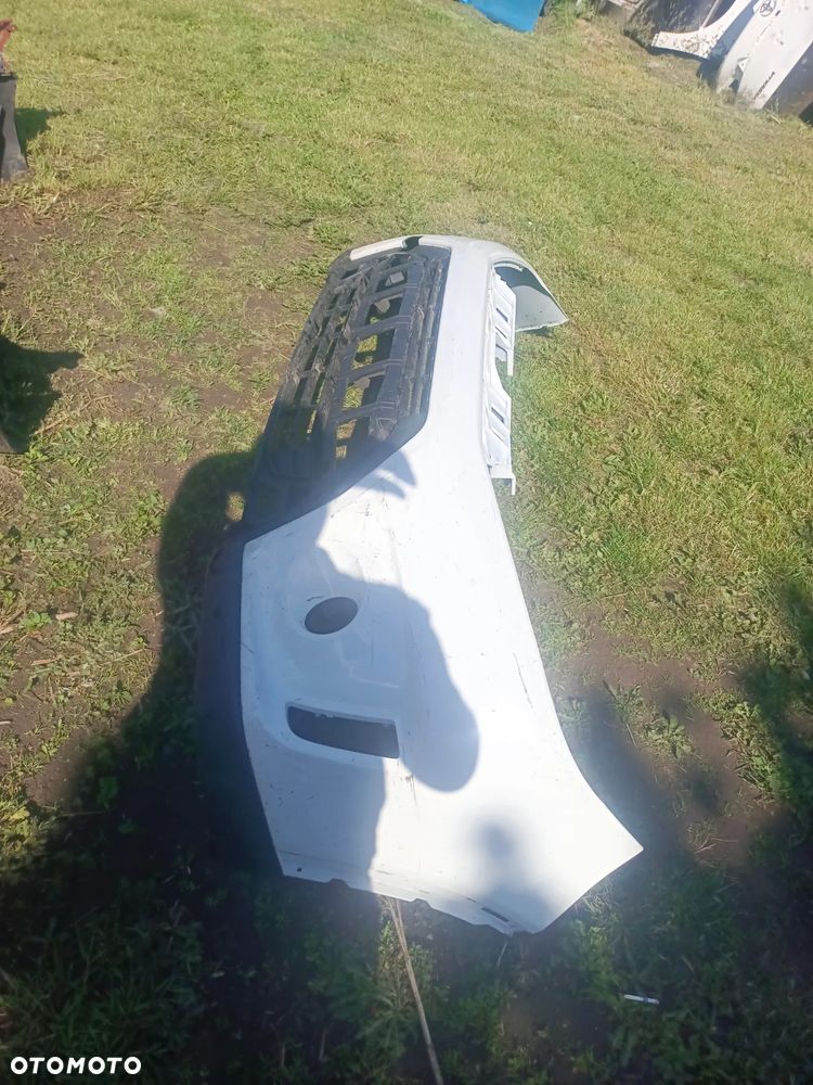 Suzuki Vitara 3 15- zderzak przód przedni - 2