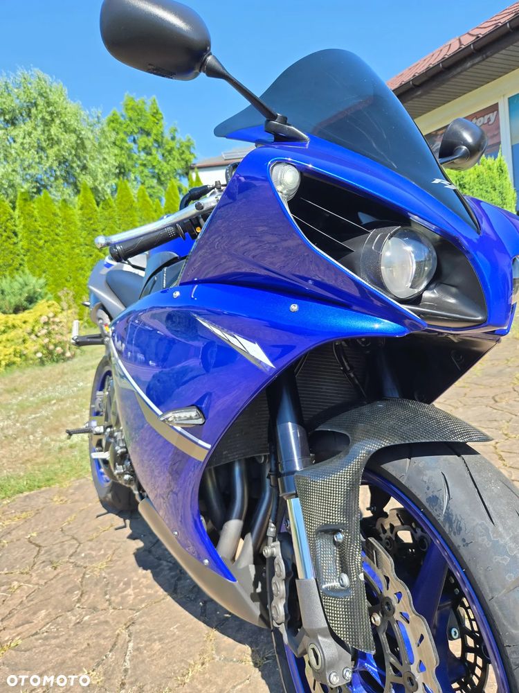 Yamaha YZF - 21