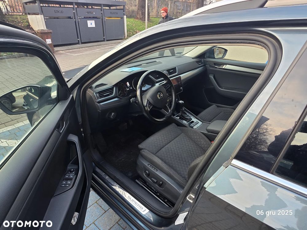 Skoda Superb 2.0 TSI 4x4 Style DSG - 8