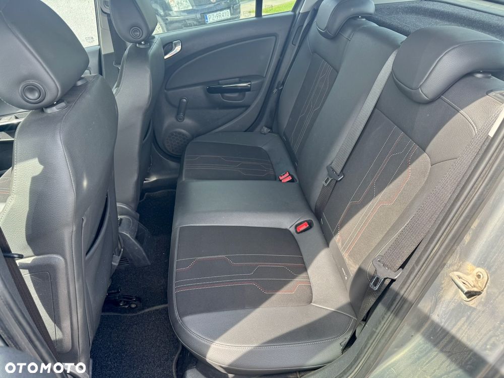 Opel Corsa 1.4 16V 150 Jahre - 9