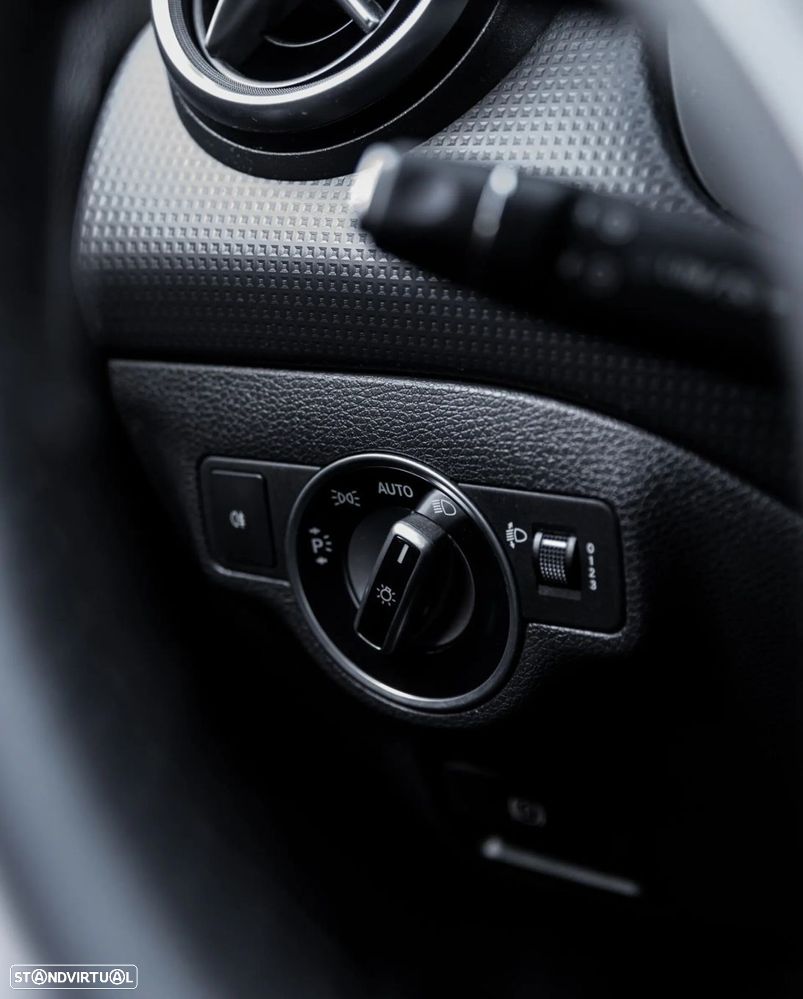 Mercedes-Benz A 180 CDI BE AMG Sport - 14