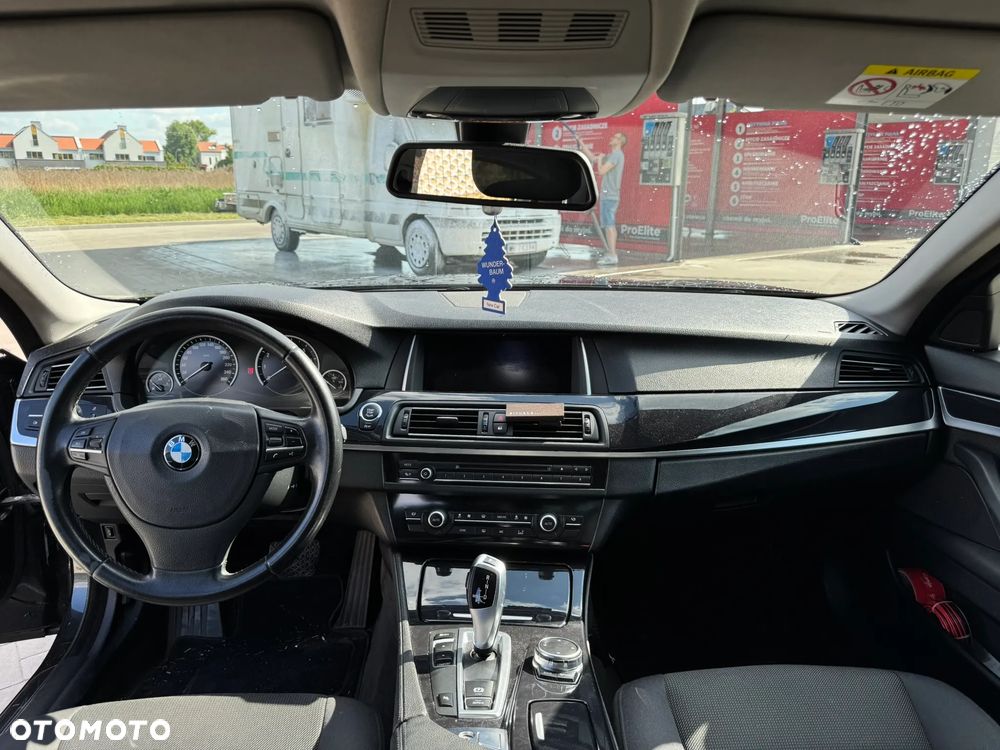 BMW Seria 5 - 11