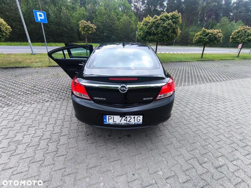 Opel Insignia 2.0 CDTI - 9