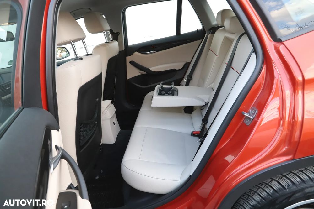 BMW X1 xDrive18d Aut. Sport Line - 9