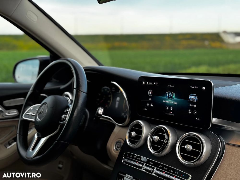 Mercedes-Benz GLC 300 4MATIC - 16