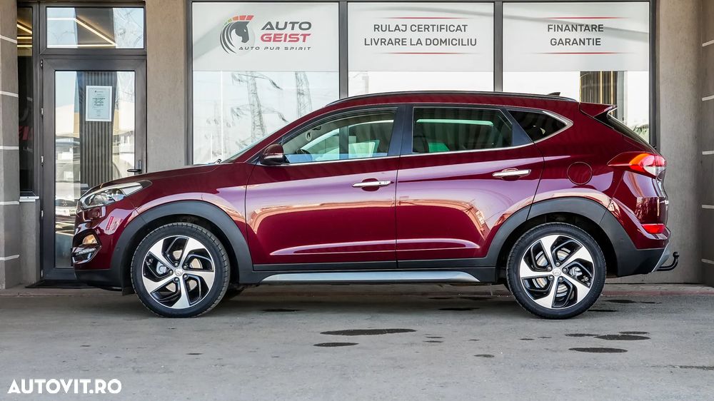 Hyundai Tucson 2.0 CRDI 4WD 6AT Luxury+ - 9