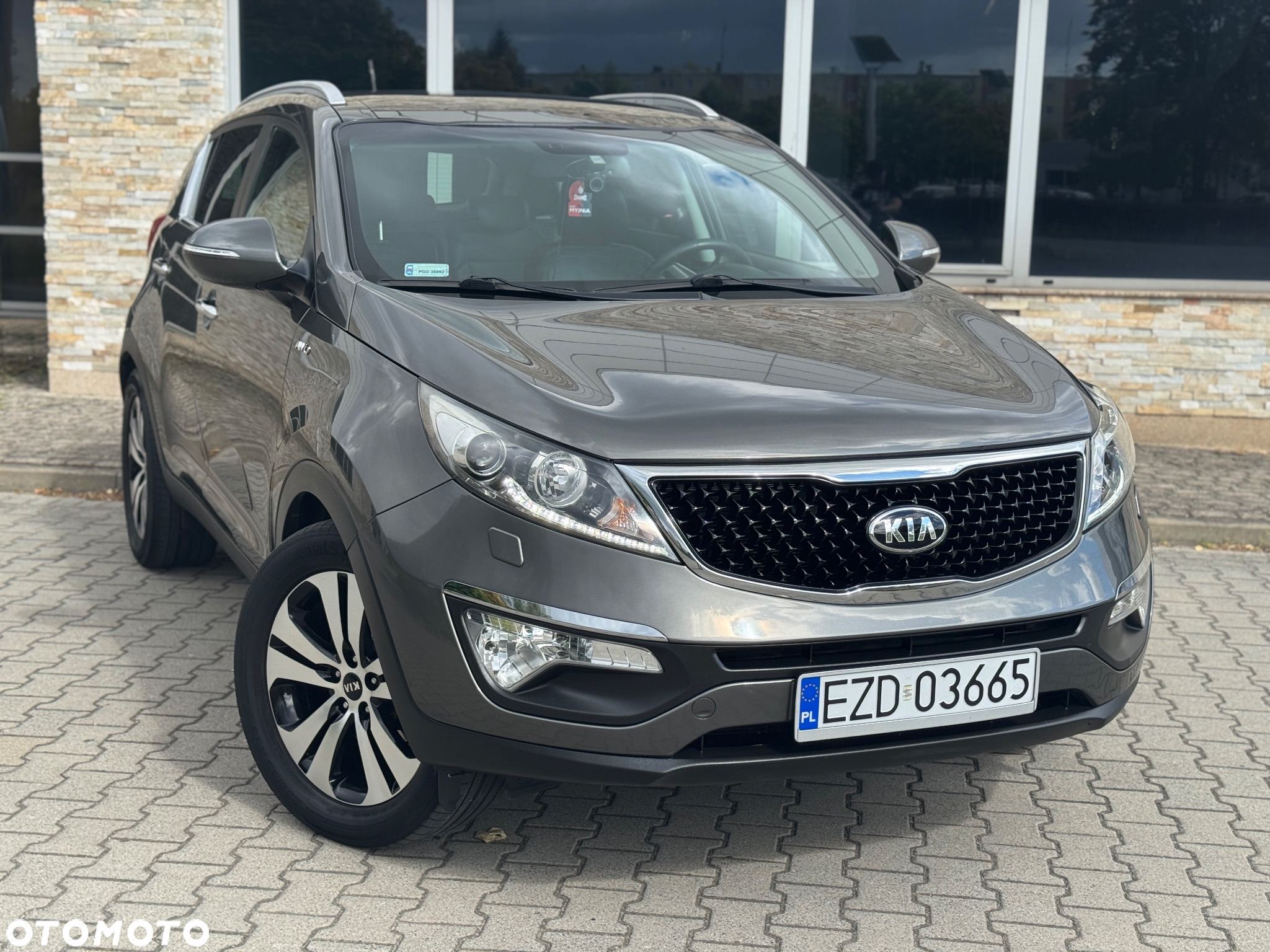 Kia Sportage 2.0 CRDI AWD Dream-Team Edition - 24