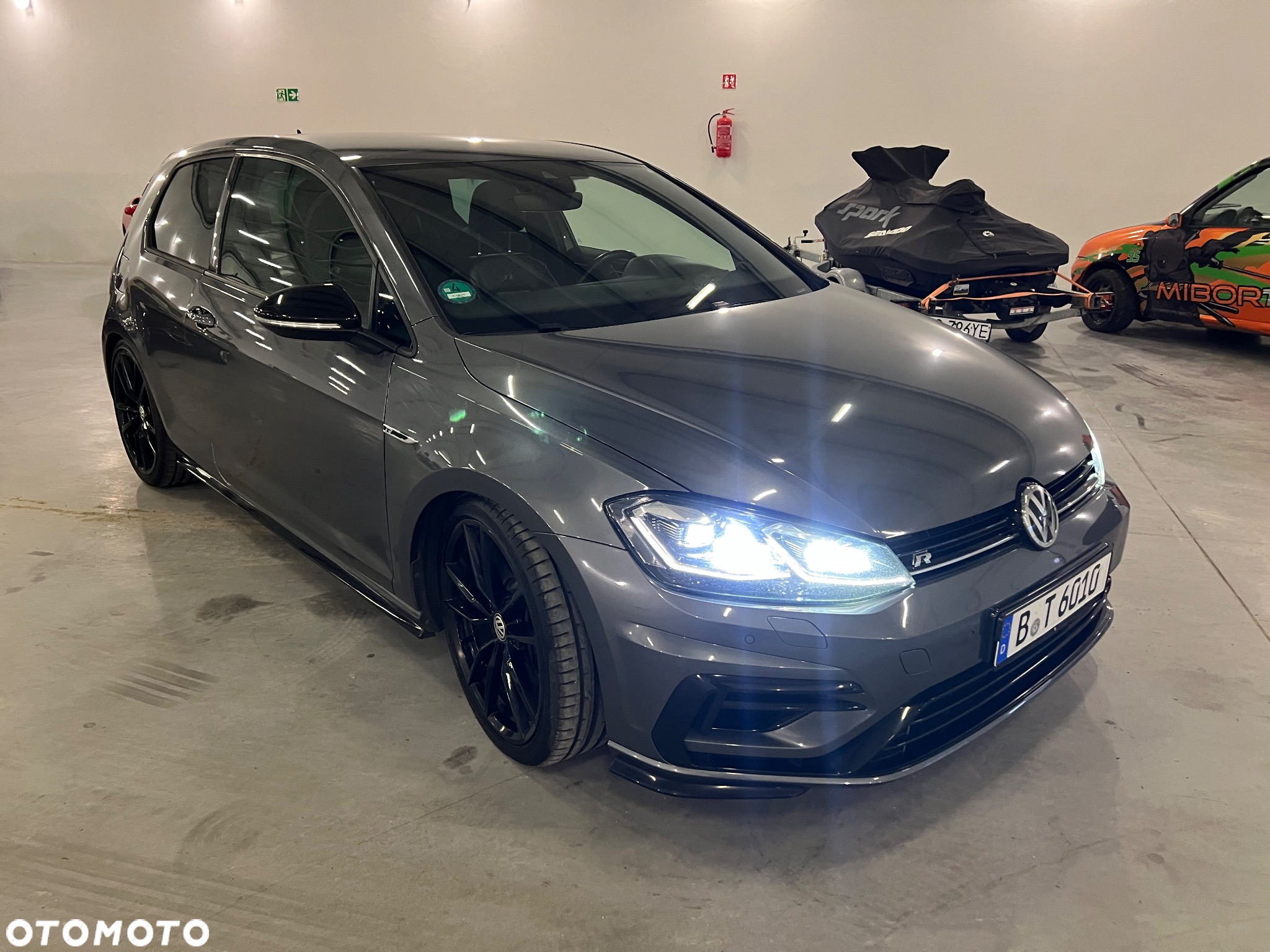 Volkswagen Golf R 4Motion (BlueMotion Technology) - 9