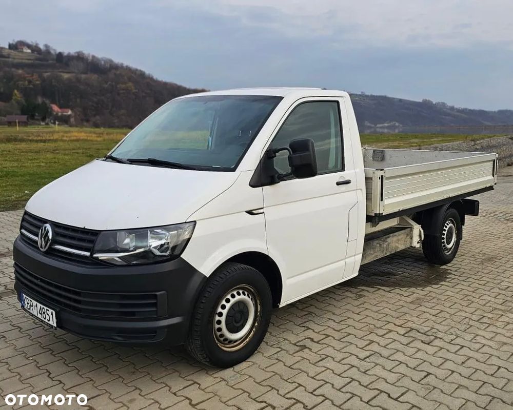 Volkswagen Transporter - 1