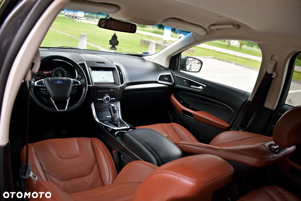 Ford Edge 2.0 TDCi Twin-Turbo 4WD Titanium - 37