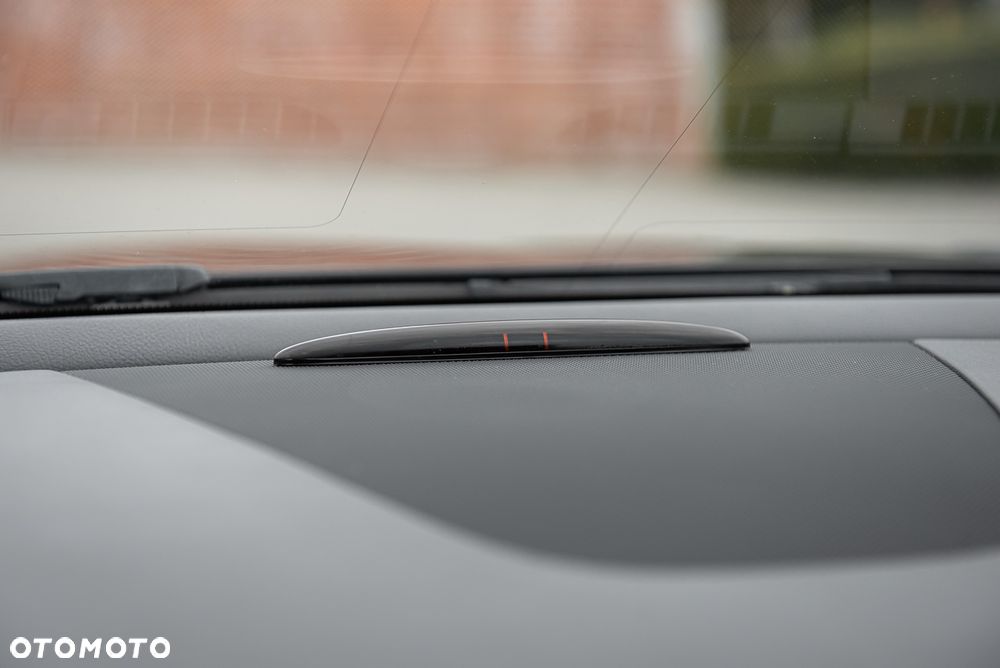 Mercedes-Benz SLK - 21