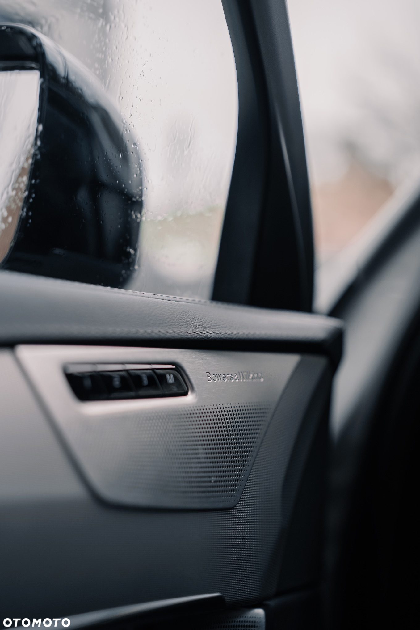 Volvo XC 90 T8 AWD Plug-In Hybrid Ultimate Dark 7os - 15