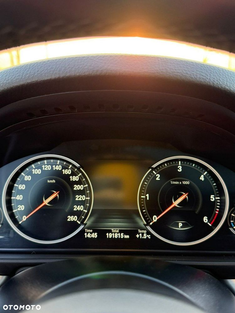 BMW Seria 5 520d - 11