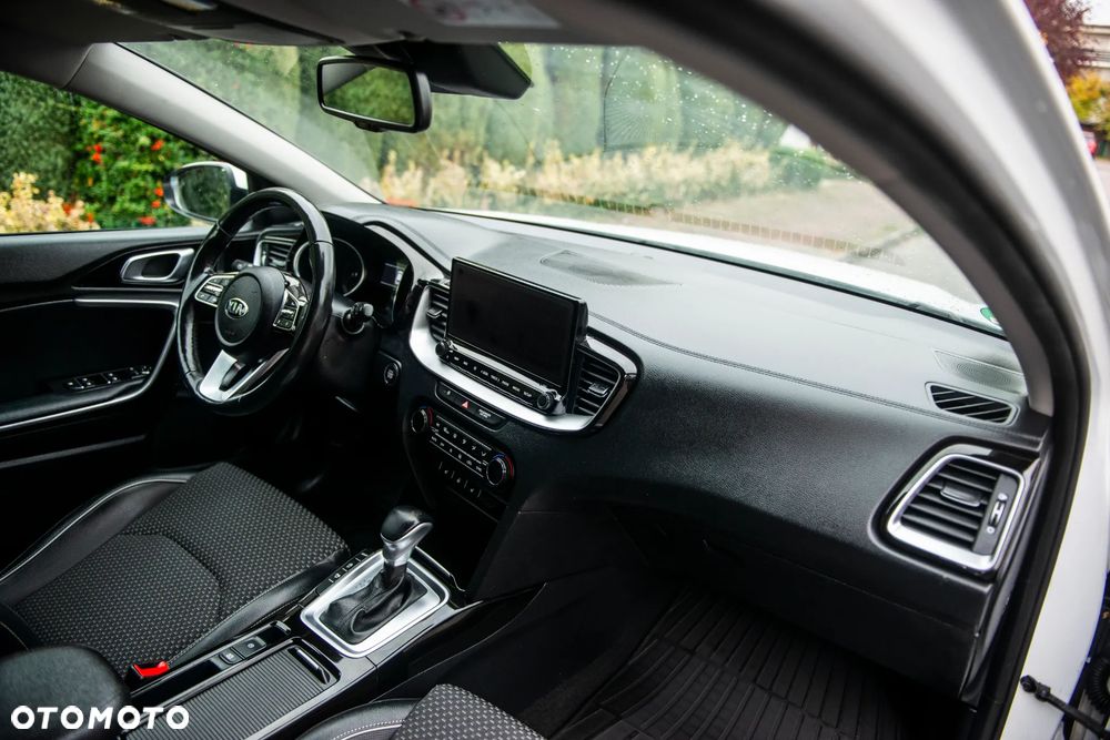 Kia XCeed 1.4 T-GDI OPF DCT7 JBL SOUND EDITION - 40