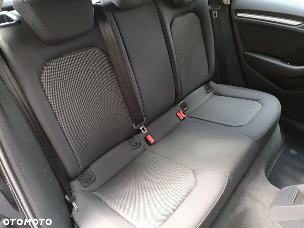 Audi A3 Sportback - 12